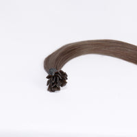 Extensions à la kératine - Couleur #06 (Blond clair naturel doré Majirel 8.03)