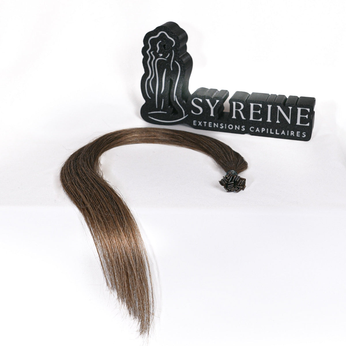 Extensions à la kératine - Couleur #06 (Blond clair naturel doré Majirel 8.03)