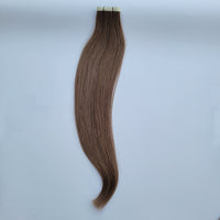 Extensions adhésives "Long Tape Weft" - Couleur #06 (Blond clair naturel doré Majirel 8.03)